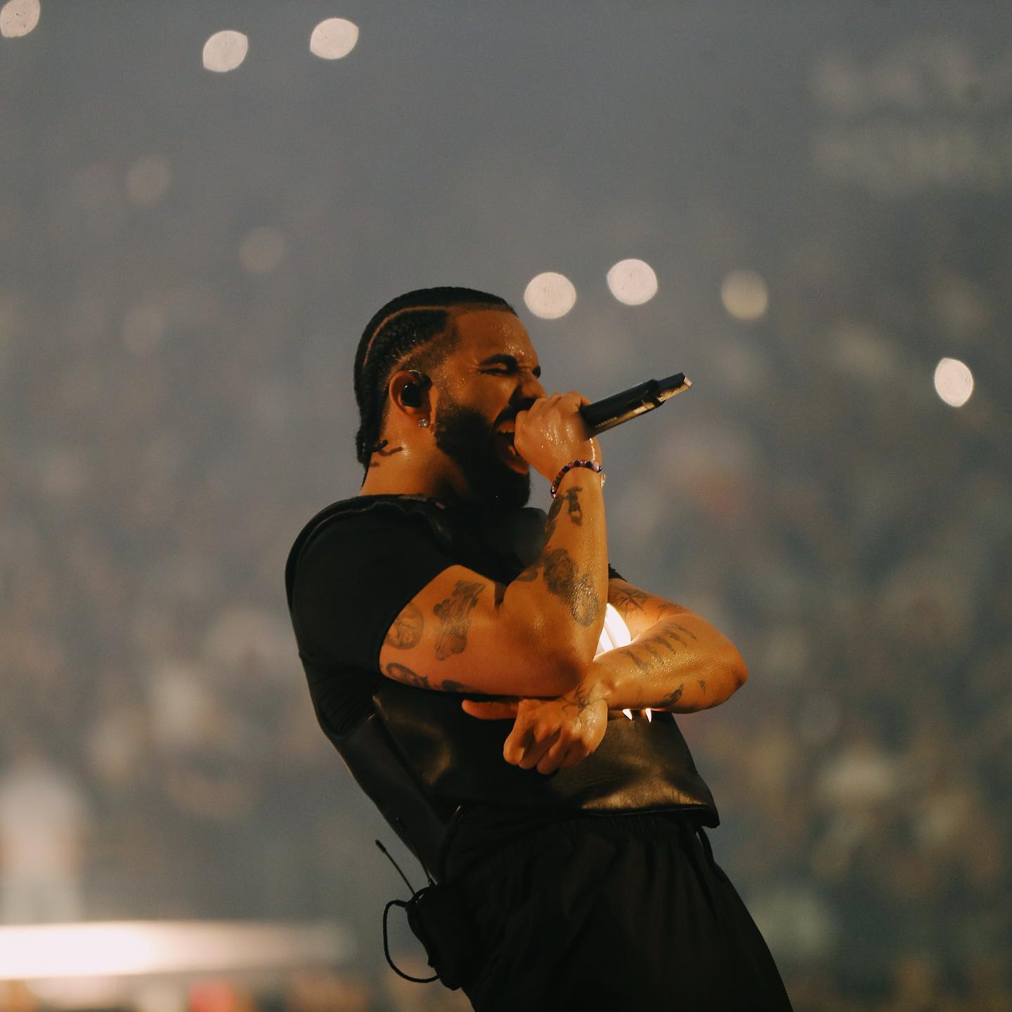 Drake’s Highly Anticipated “For All the Dogs” Album Set for Official Release