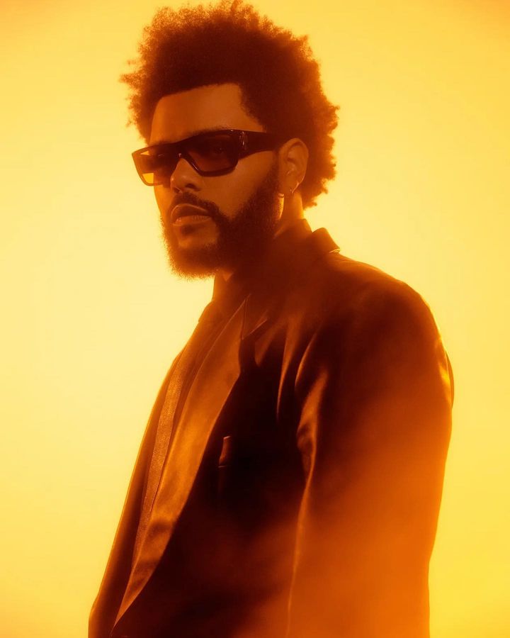Flash Mob Takes Over Times Square with The Weeknd Lookalikes Dancing to “Blinding Lights”