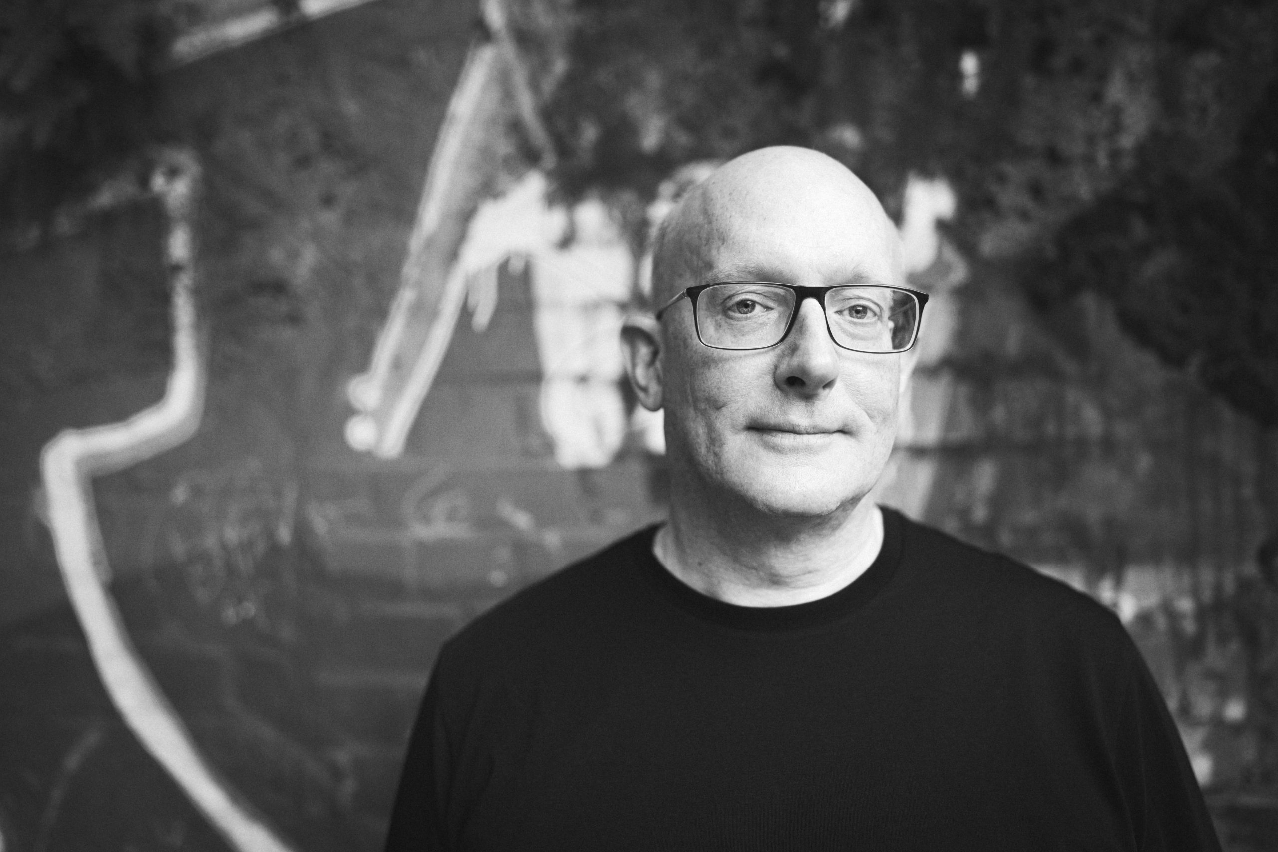 Stefan Schulzki is Out With a Reflective Single Titled “Silver Lining”: A Musical Journey of Change and Discovery