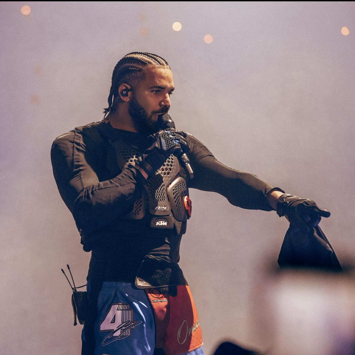 Drake Shares Cryptic Nav Lyric Amid Instagram Unfollow Saga