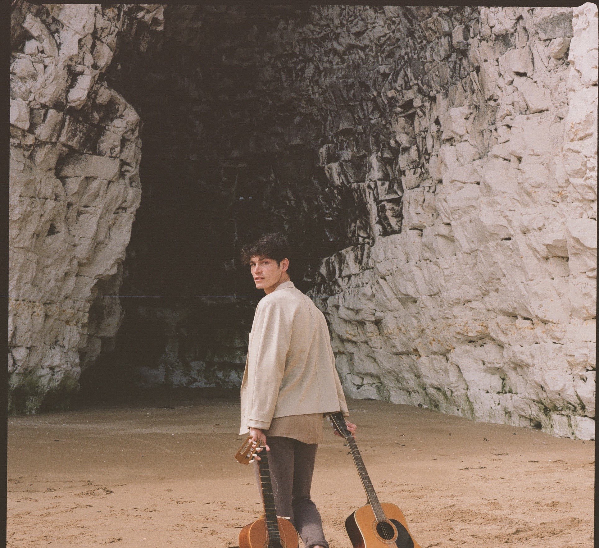 Sam Way Unveils His New Single “Ember”