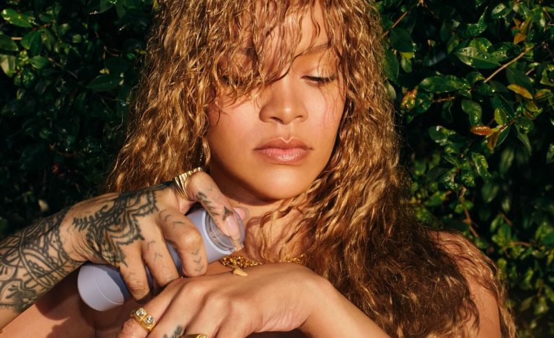Rihanna Celebrates Two RIAA Recognitions