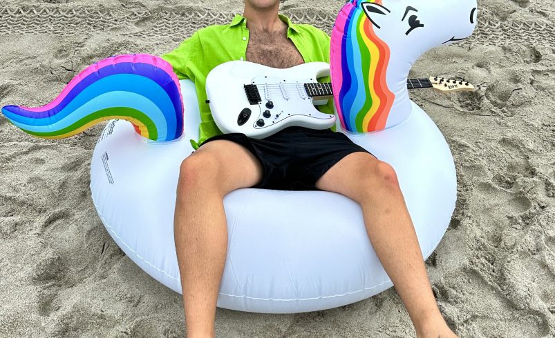 Brett Ryder Drops Catchy Pop Anthem “Summer Breeze”