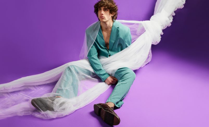 Davide De Luca Drops Stunning New Single “Persone Sole”