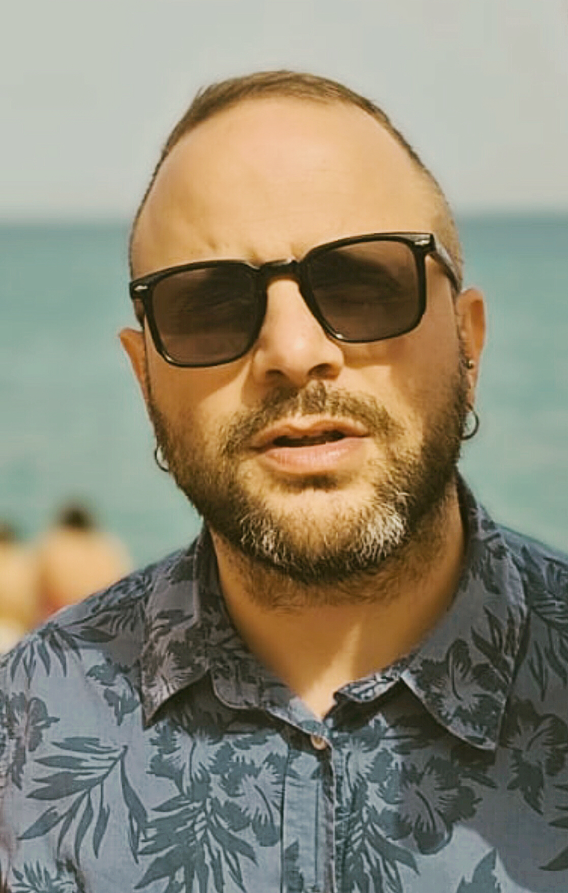 Cronico Releases A Nostalgic Ode to Summer “Come il mare”