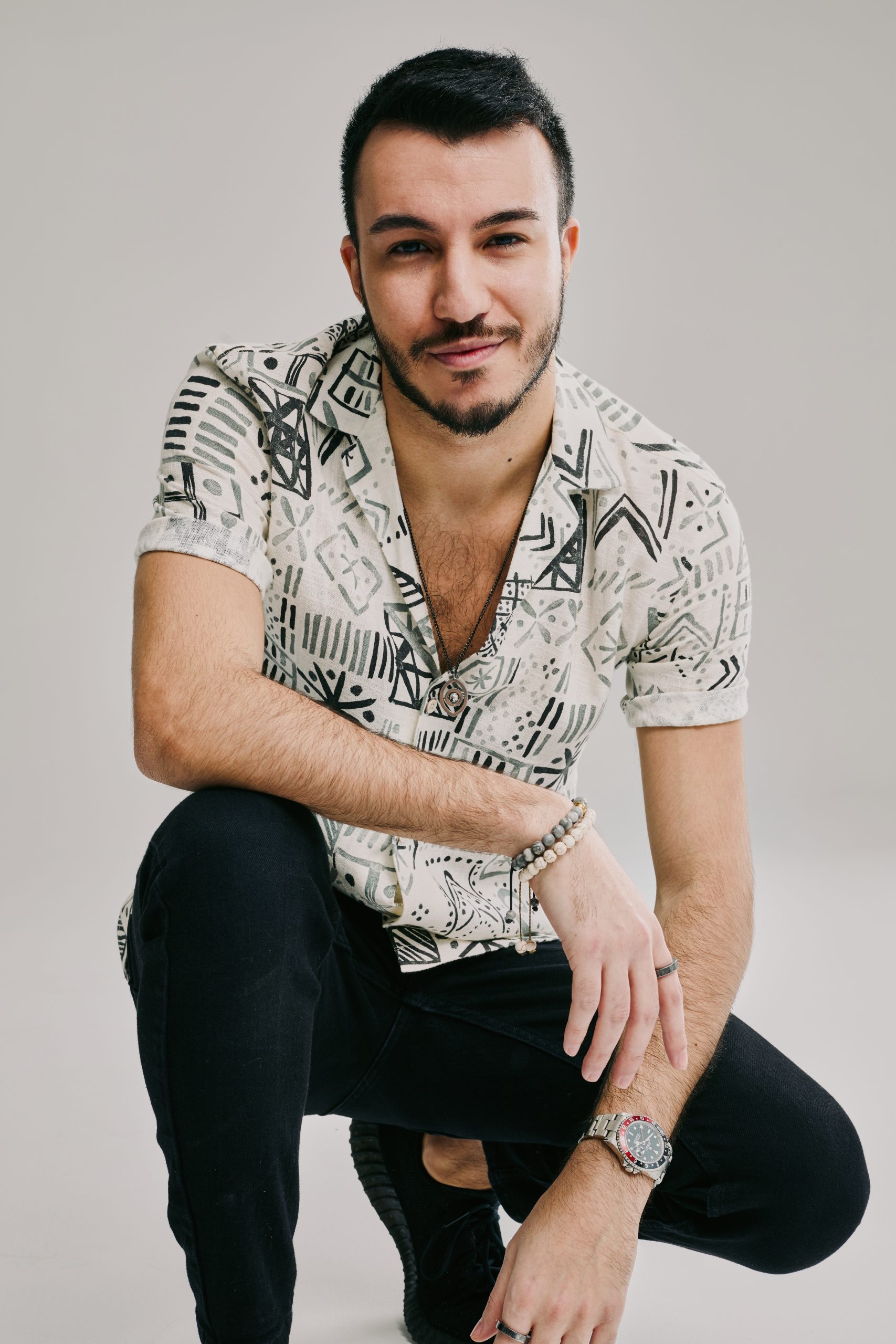 Mekki Debuts on Haute Couture Music with”Qalbi”