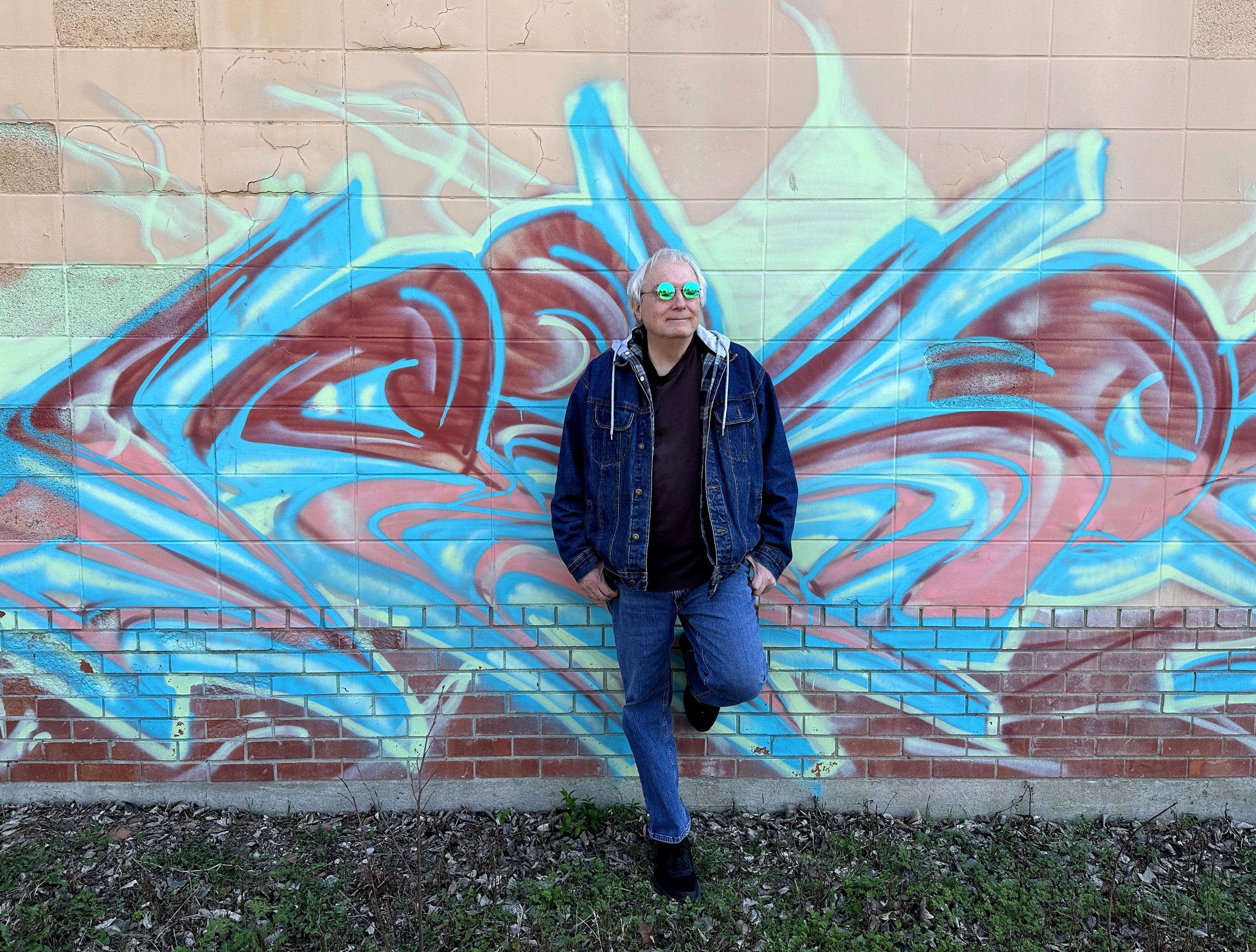 Fulton Calvery Unveils Soulful New Single “Let Me Get Closer”