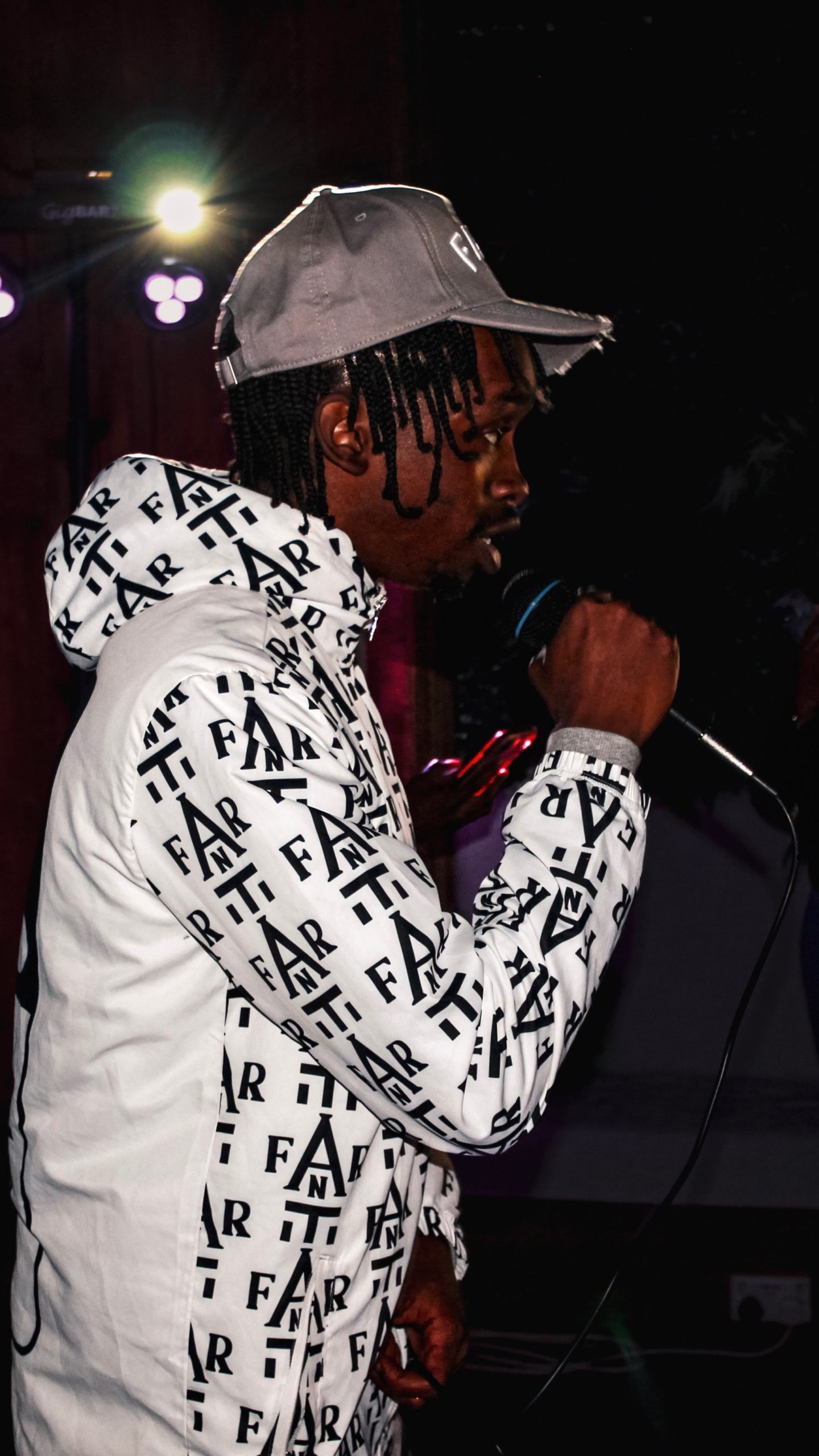 T.ANTII Drops New Single “Roll the Dice”