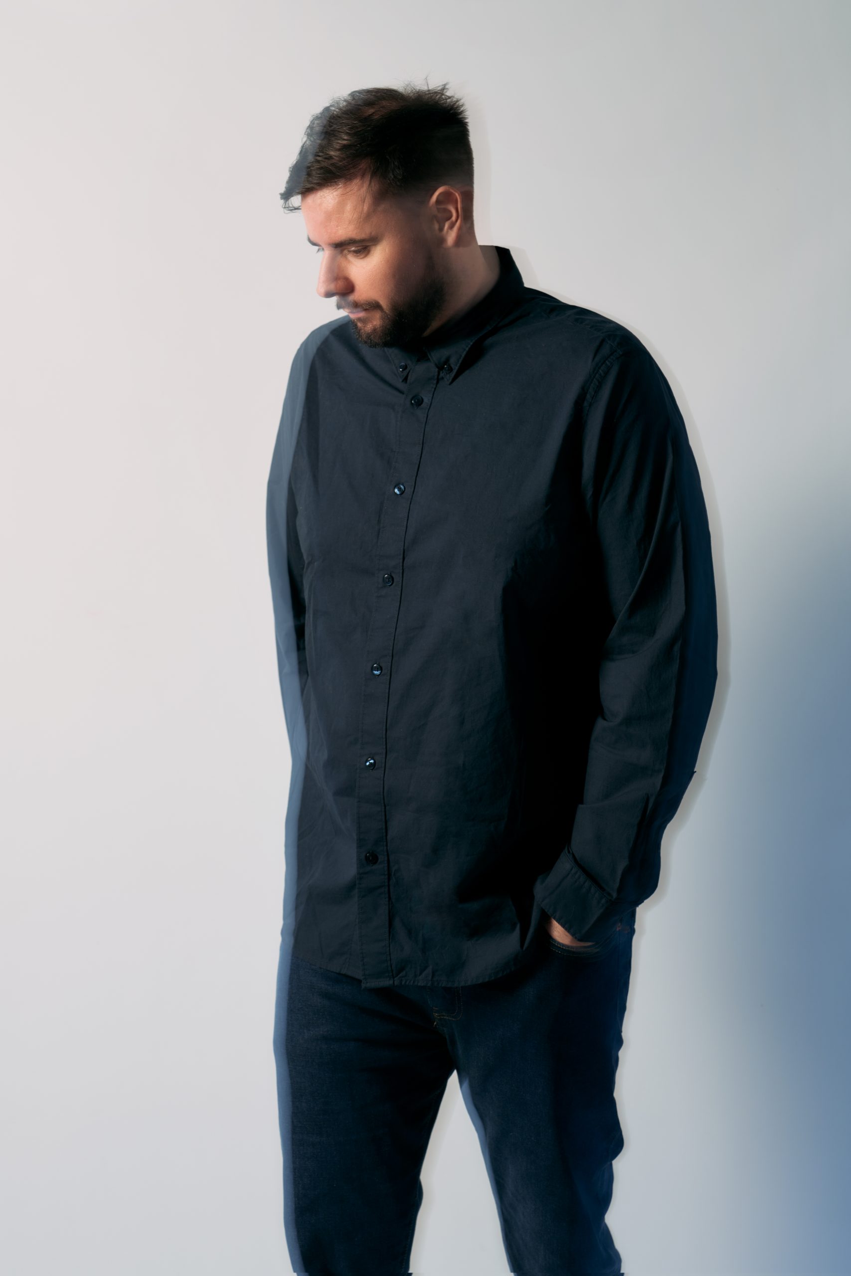 Christopher Ledger Drops Electrifying New Single “Do It Like That”