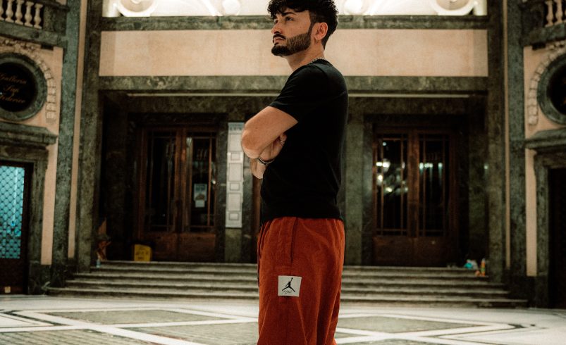 Sneva Announces the Release of His Debut Album “Èpossibile”