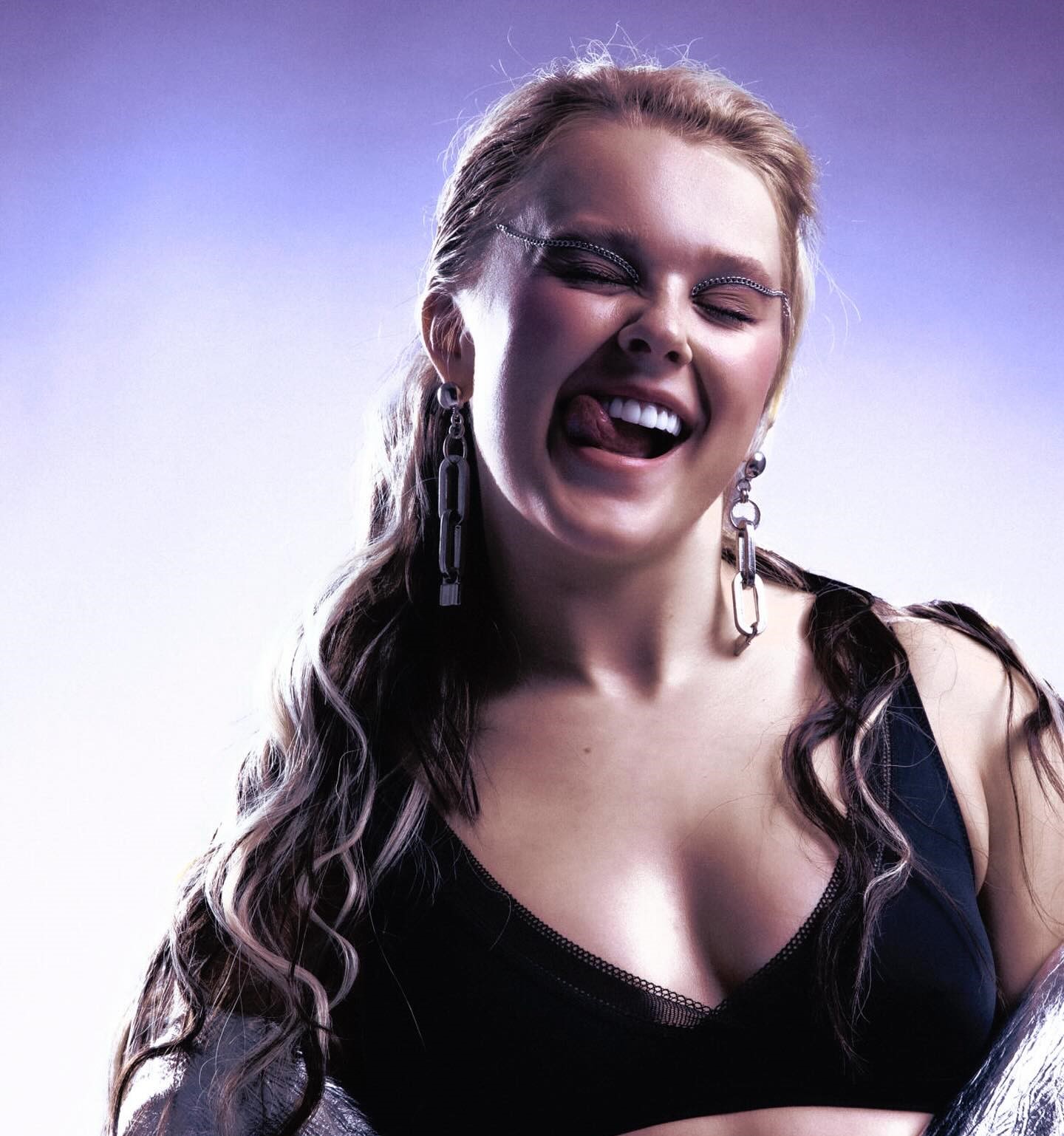 JoJo Siwa Confirms Split from Dakayla Wilson, Reflects on Hard Lessons Learned