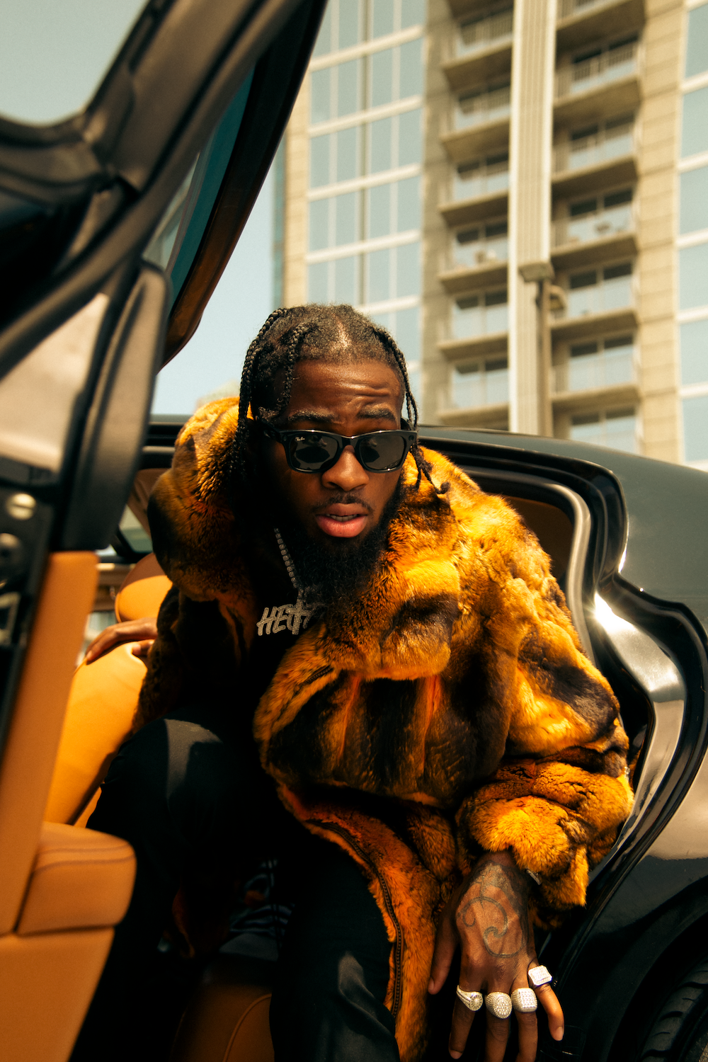 R&B Artist Twin Hector Scores Breakout Hit With “I Like It”