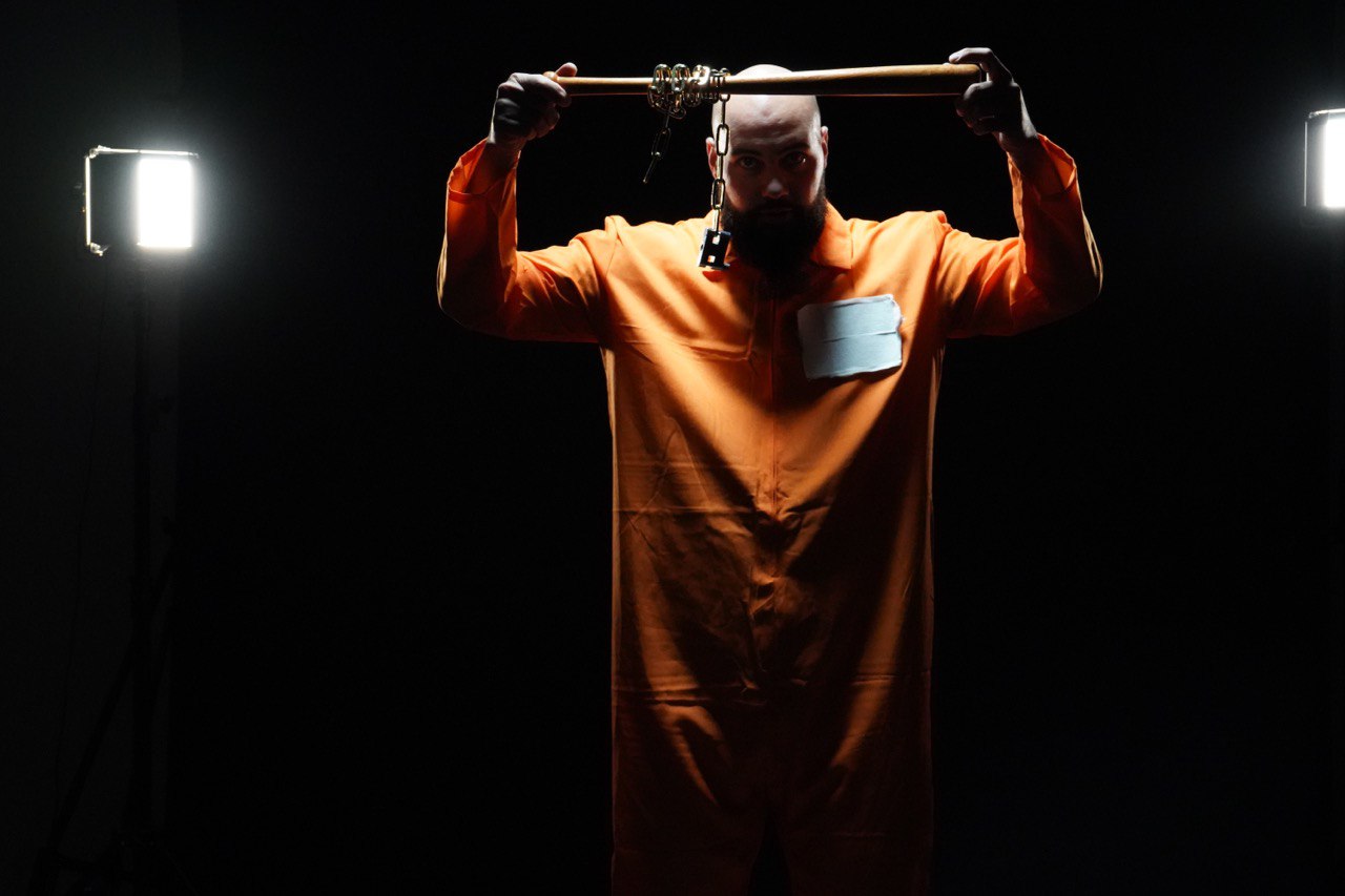 CAiNO Releases New Single “Tutto è Pronto”