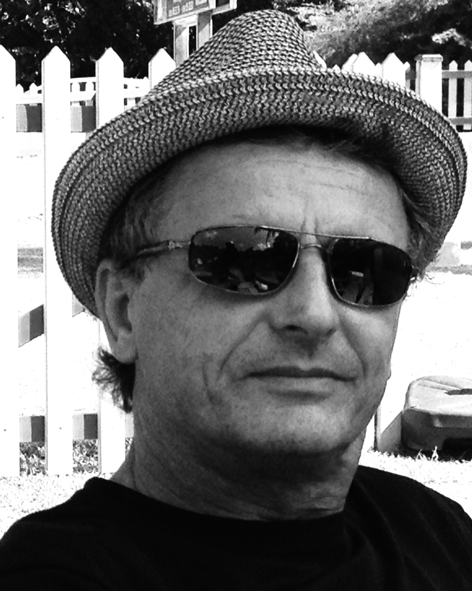 Denyls Dysle Releases Provocative New Single “Comme un doute”