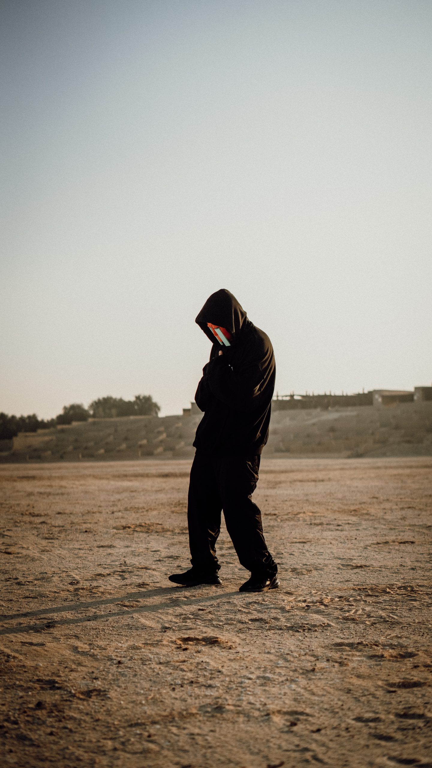 DHALI Unveils a Bold New Sound with “Never Been To Berlin (DHALI, Jessi Selm & Ariel Estrella Remix)”