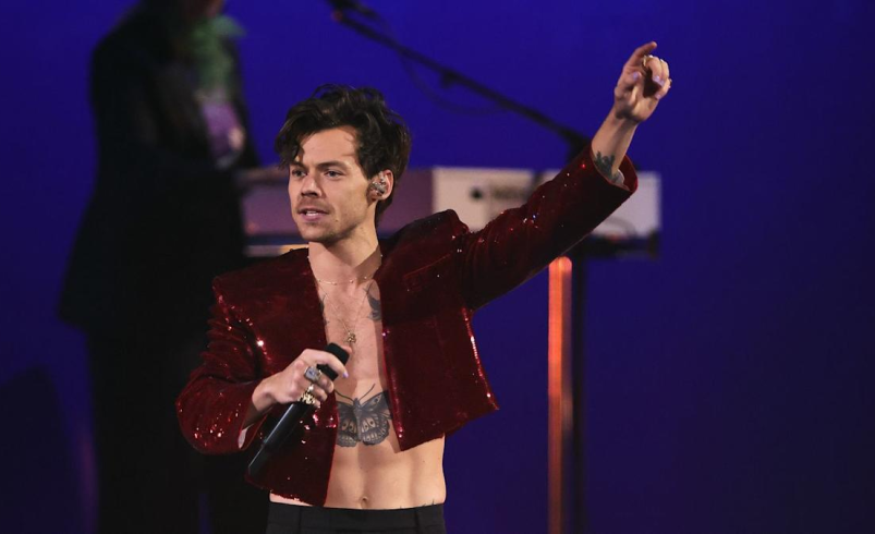 Harry Styles’ Tokyo Marathon Stats Are Nothing To Scoff At