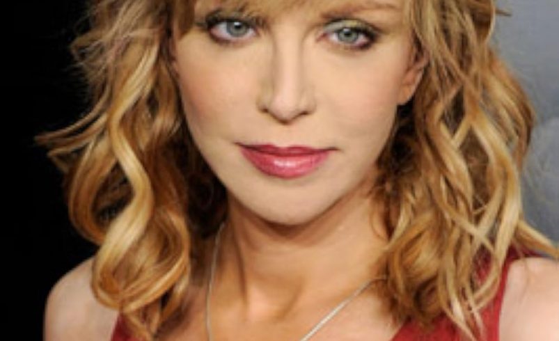 Courtney Love Covers Bob Dylan’s ‘Like a Rolling Stone’