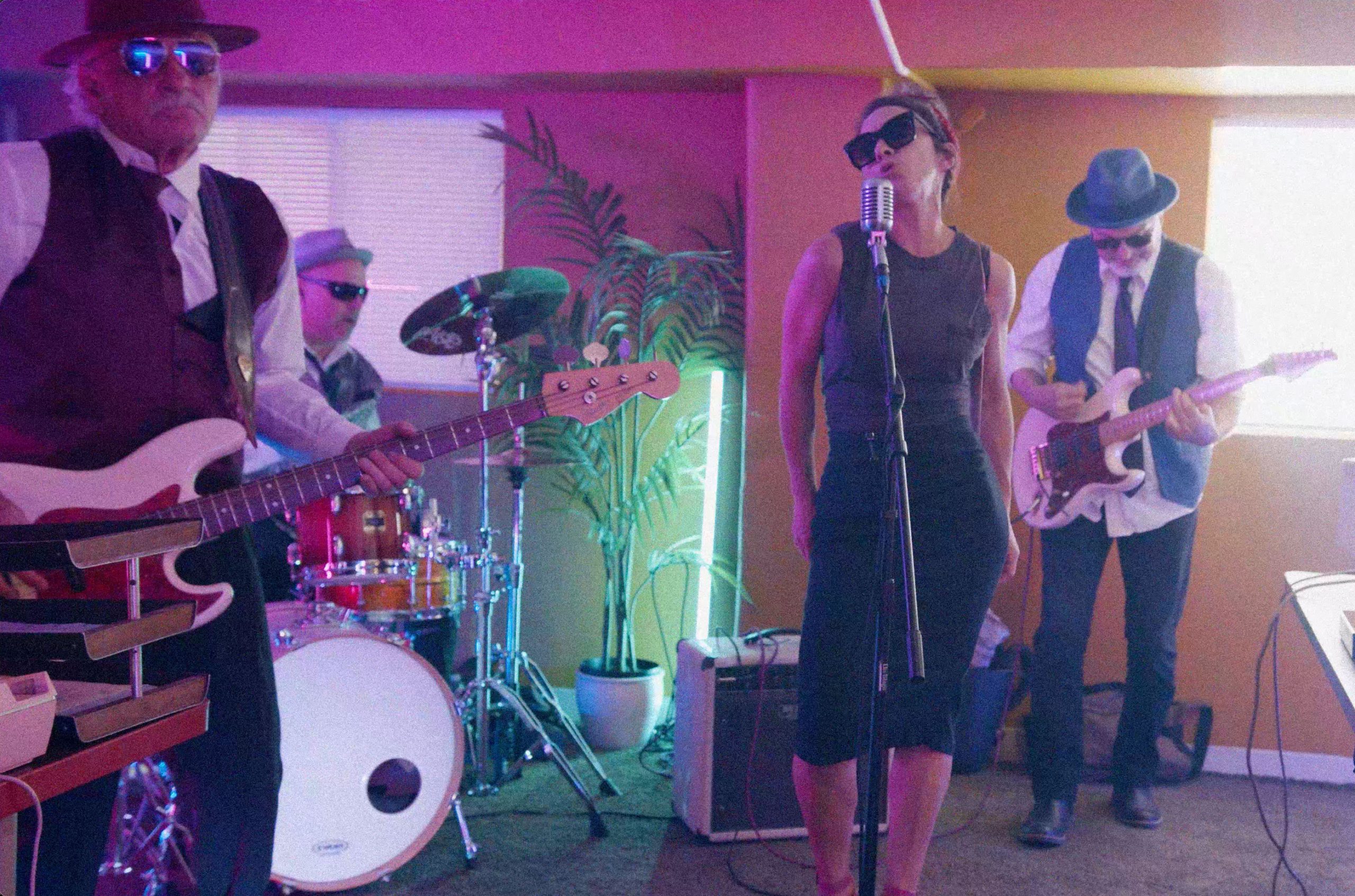 Zircon Skyeband Re-releases Blues Sensation “Leg Up!!”