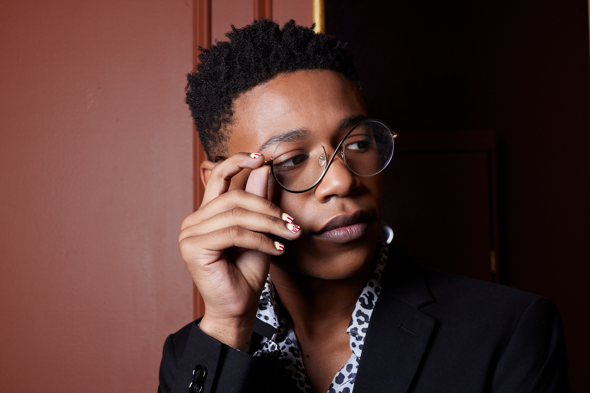 Mason Kelly Delivers Soulful Heartbreak Anthem with New Single “Troll”
