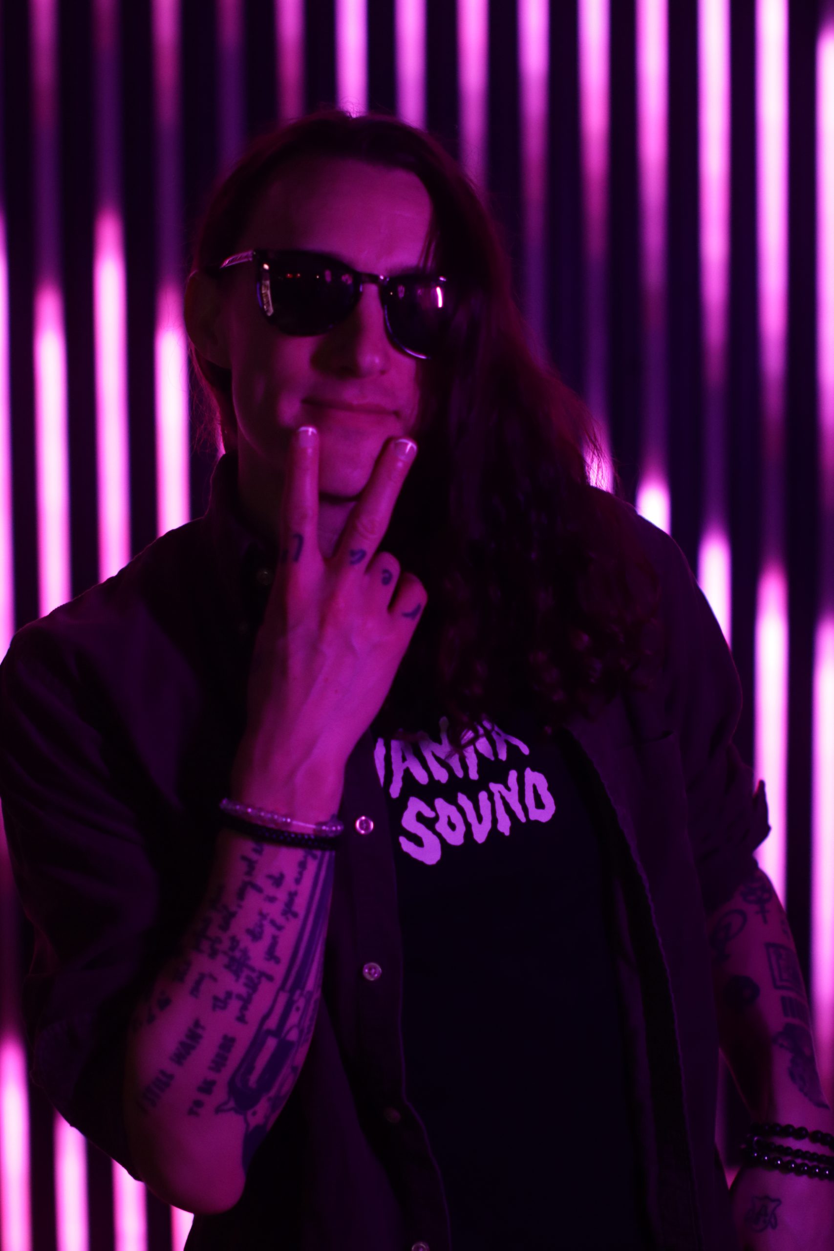 Manic Year Releases Smooth New Single “Davy Crockett”