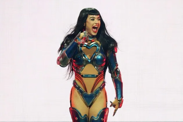 Katy Perry Nearly Falls Off Flying Butterfly Prop After Mid-Air Malfunction at SF Concert
