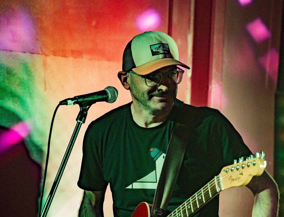 Neil C. Young Trio Unveils Intimate New Single “AggenAnonAggen Pt.2” Ahead of Vinyl EP Release