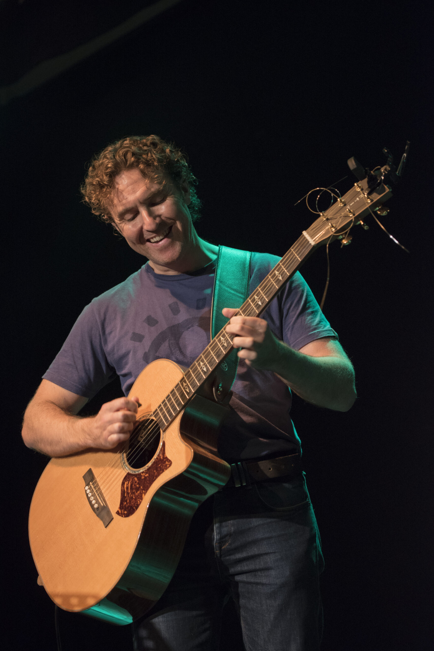 Ronan Furlong Unveils New Single “Living In The Underground”