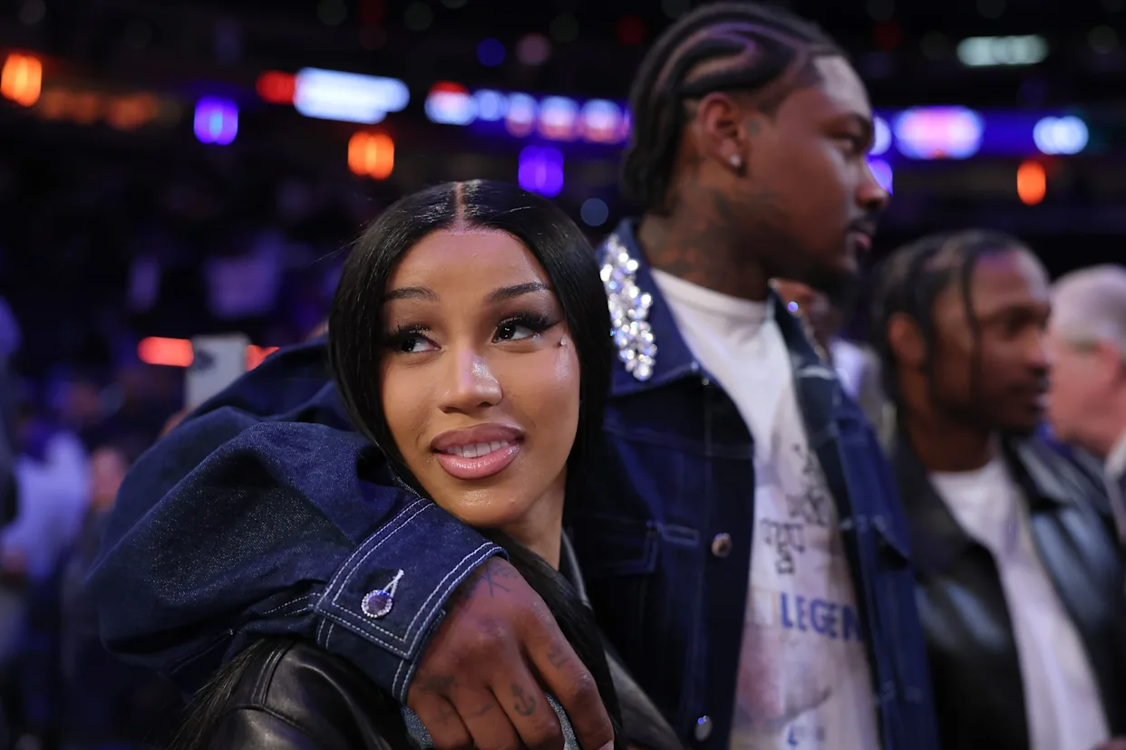 Cardi B Reveals the Extravagant ‘Surprise’ Gift From Boyfriend Stefon Diggs