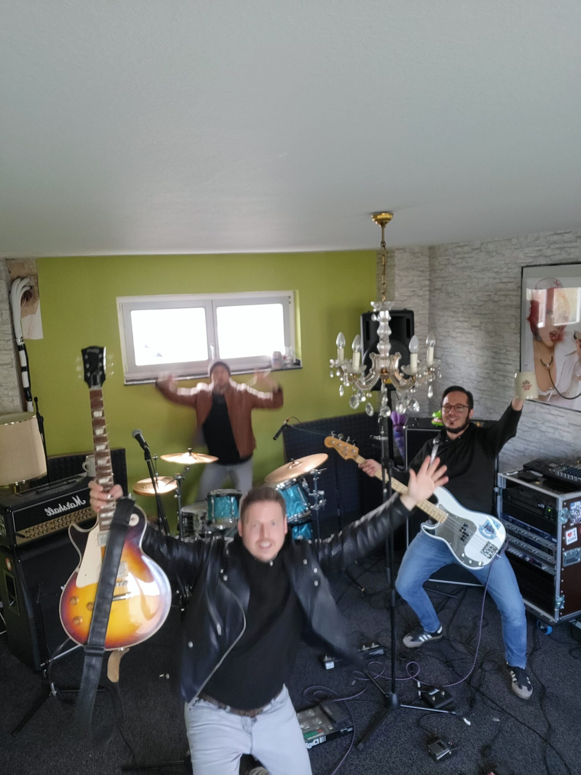 ElKremso Release Explosive New Single “Feel My Pain”