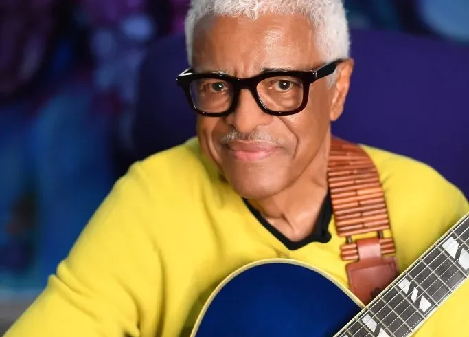 Phil Upchurch, Legendary Guitarist Who Worked With Michael Jackson & Donny Hathaway, Dies at 84 Phil Upchurch, Legendary Guitarist Who Worked With Michael Jackson & Donny Hathaway, Dies at 84