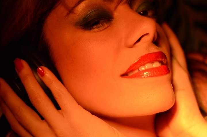 Carolina Medina Lights Up the Dance Floor with “Dance (DJ Jaeldy Remix)”