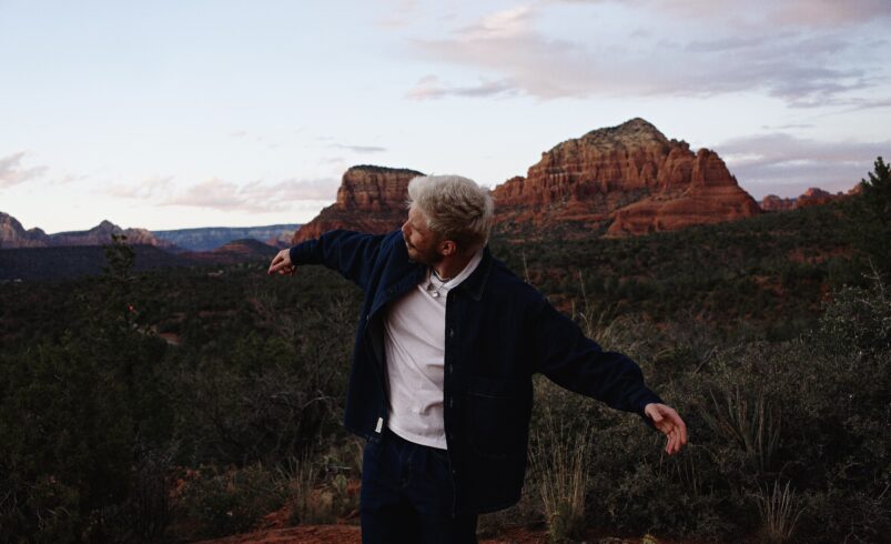 Alan Murin Shares Message of Healing and Human Connection on “All I Need Is Love”