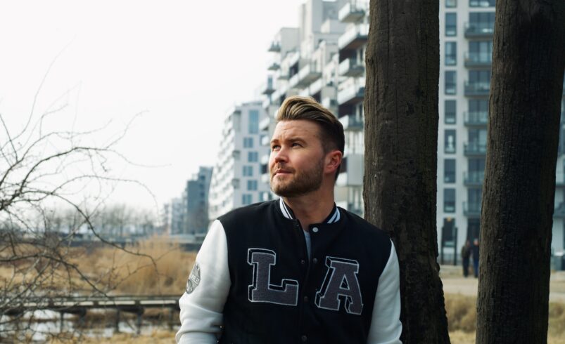 Echoes Of MLO Captures Summer Energy on New Single “We Glow”