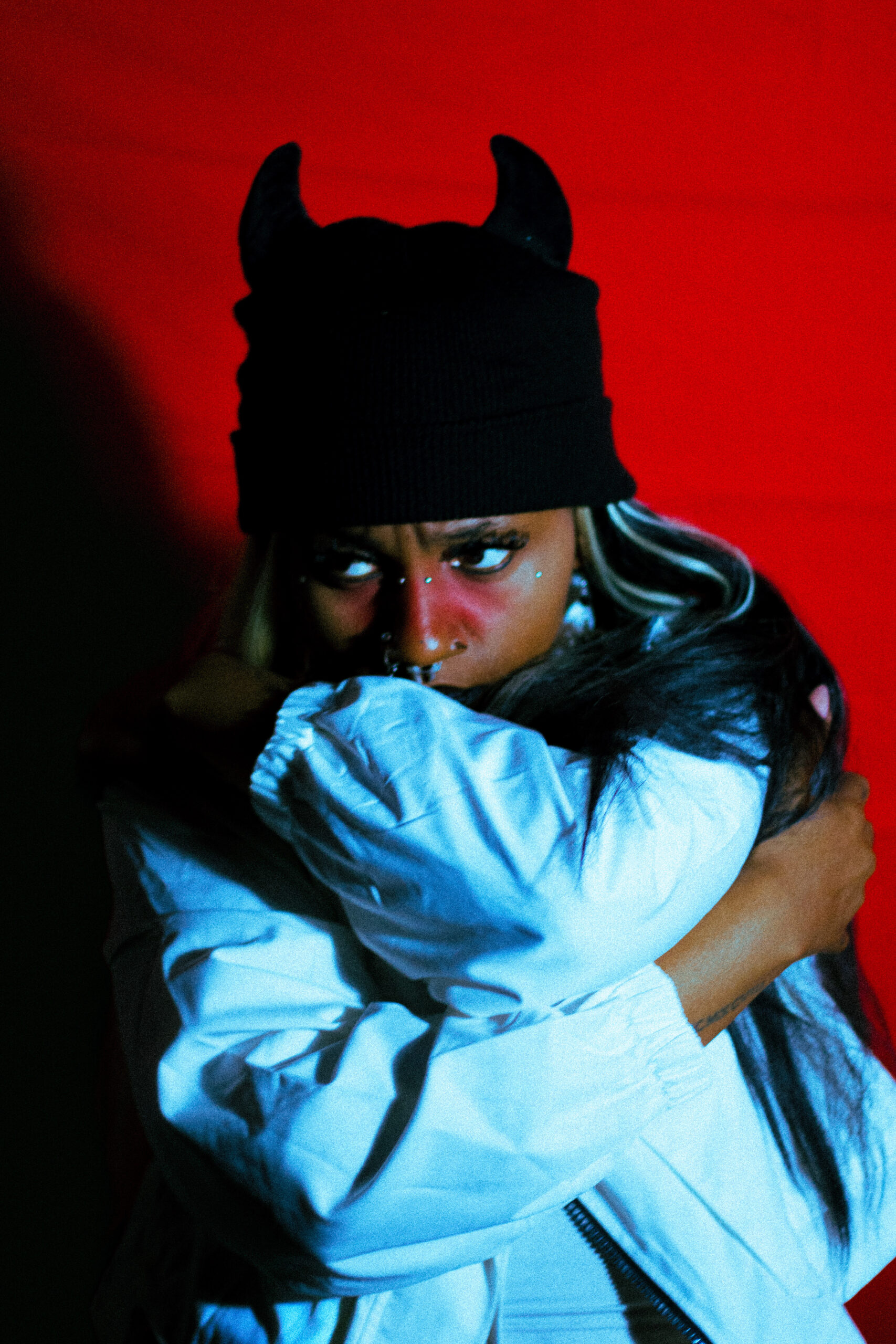 JUNII Showcases Her Full Creative Range on New Single “STATIC”