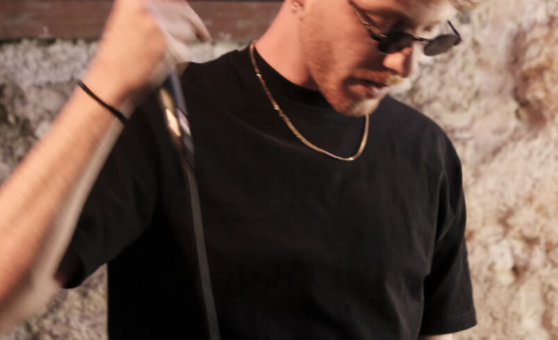 Davi Lost Confronts Toxic Love and Healing on New Single “BRIVIDI”