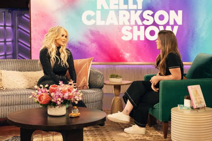 Kelly Clarkson Wins One & Loses One at 2026 Daytime Emmys