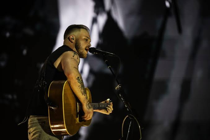 Zach Bryan Breaks Gillette Stadium Attendance Record While Wearing ‘Free Palestine’ Shirt Again