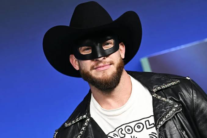 Watch Orville Peck Talk About Sobriety & How He Was ‘Basically Given an Ultimatum’ to Check Into Rehab