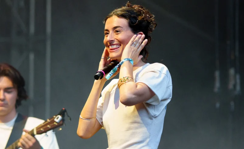 Stella Lefty Is ‘So Dead’ Over ‘Saturday Night Live’ Sketch Roasting the Debate Around Her Songwriting Credits